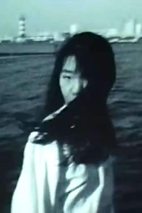 The film presents fragmented vignettes of men and women subjected to torment and bullying. By employing the camera as a tool, it seeks to capture the endless flow of their existence, yet the sequences are deliberately staged to give the characters a tangible voice. At moments, the surrounding landscape appears to bear silent witness to their struggles.